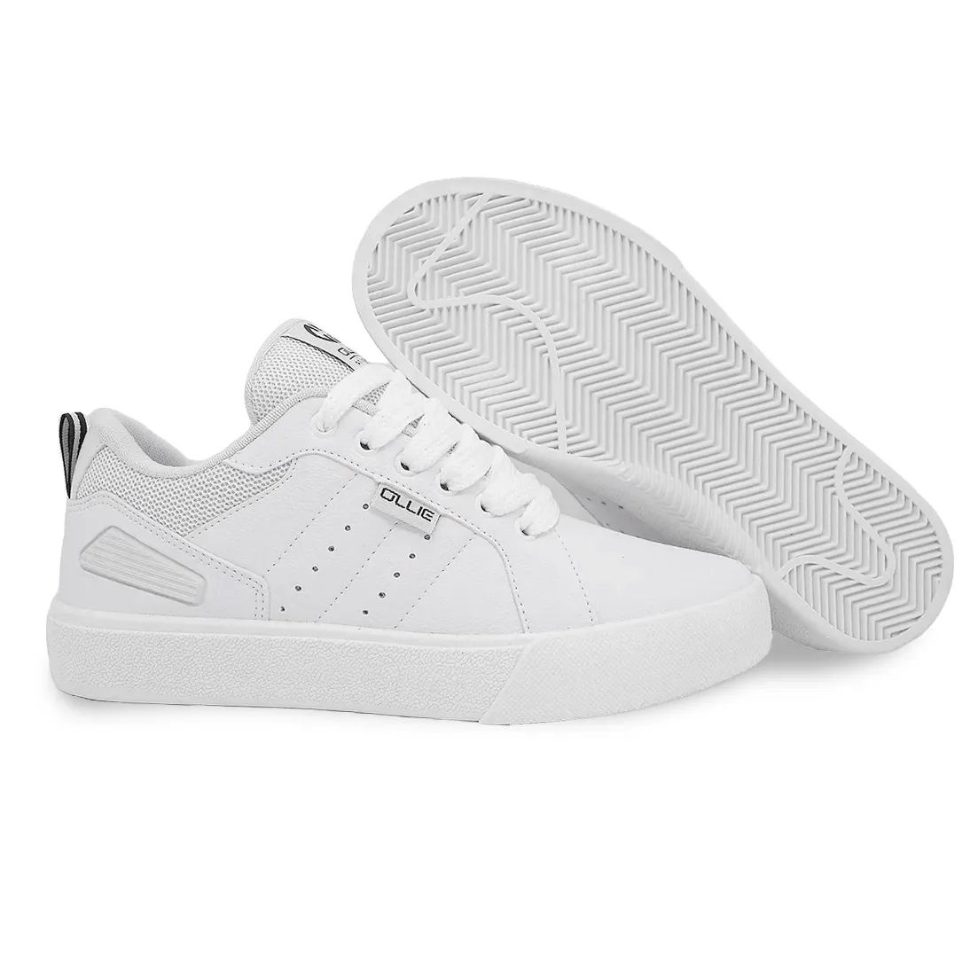 Tênis infantil Ollie Cyclone INF-501 branco visto de outro ângulo mostrando detalhes do cadarço e solado